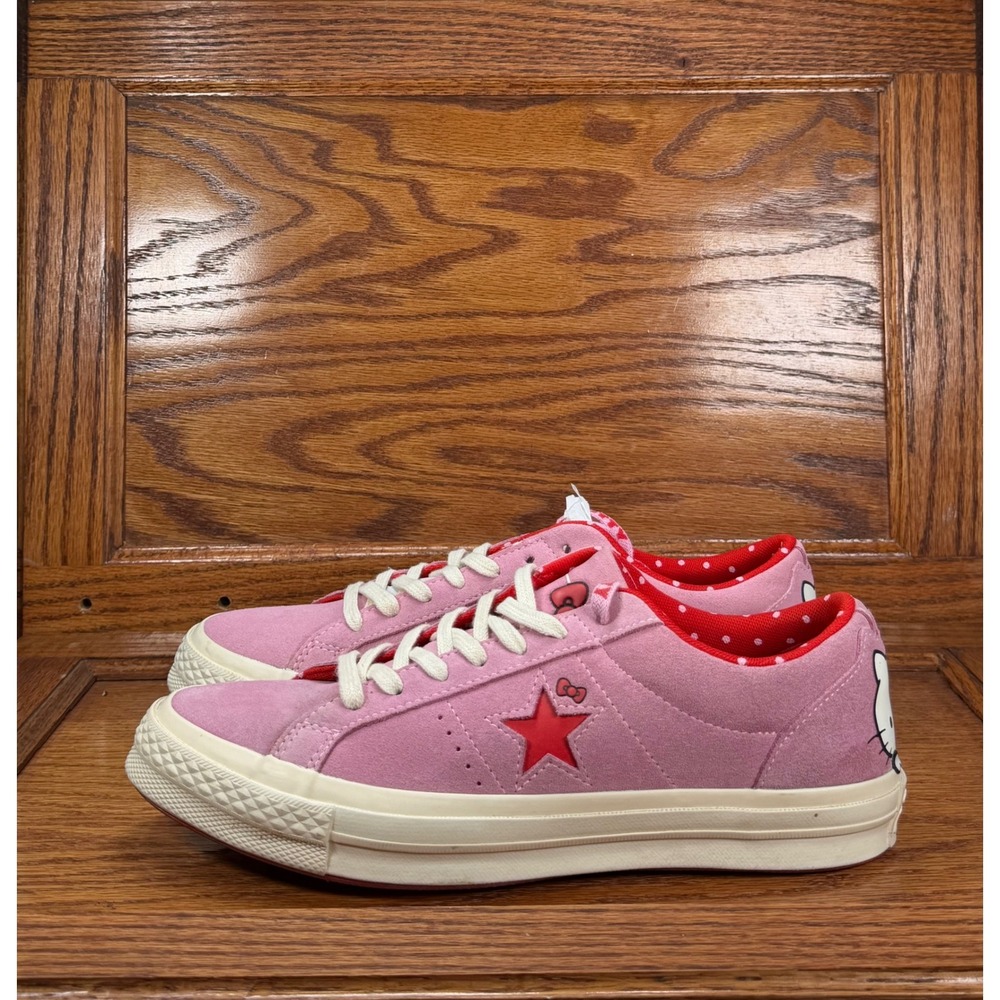 Converse x Hello Kitty One Star Suede Sneakers Pink Red Size Women 10.5